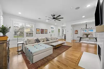 215 E 26th Street, Houston, TX 77008 - Photo 7