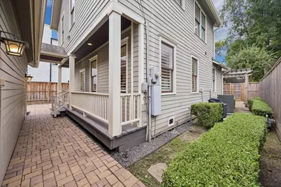 215 E 26th Street, Houston, TX 77008 - Photo 27