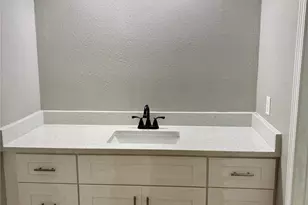 10434 Rocky Hollow Rd, La Porte, TX 77571 - Photo 13