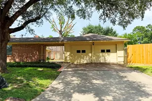 13430 Exton Ln, Houston, TX 77070 - Photo 3