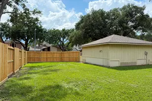 13430 Exton Ln, Houston, TX 77070 - Photo 33