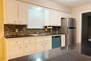 13430 Exton Ln, Houston, TX 77070 - Photo 17