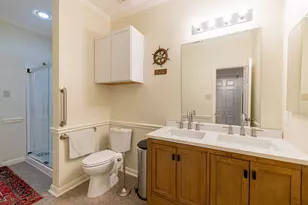 674 Fountain View Ln, League City, TX 77573 - Photo 11