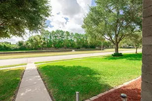 674 Fountain View Ln, League City, TX 77573 - Photo 5