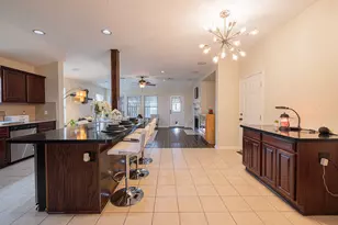 674 Fountain View Ln, League City, TX 77573 - Photo 7