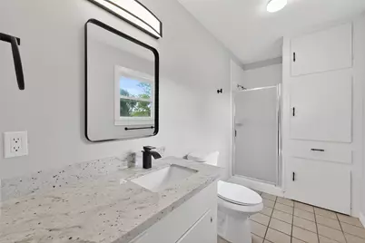729 Loggins Drive, West Columbia, TX 77486 - Photo 21