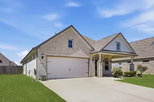 134 Comal Dr, Baytown, TX 77523 - Photo 3