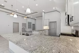 134 Comal Dr, Baytown, TX 77523 - Photo 17