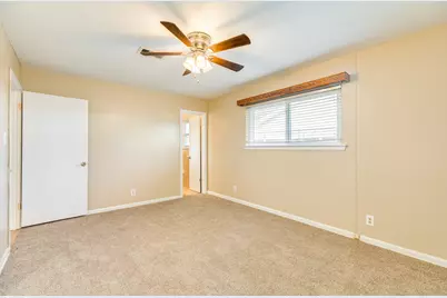 117 Talisman Street, Lake Jackson, TX 77566 - Photo 17