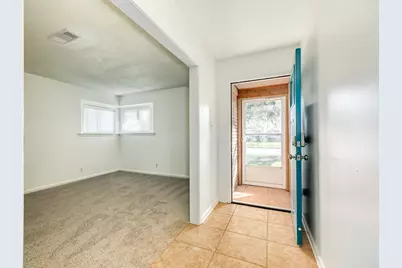 117 Talisman Street, Lake Jackson, TX 77566 - Photo 5