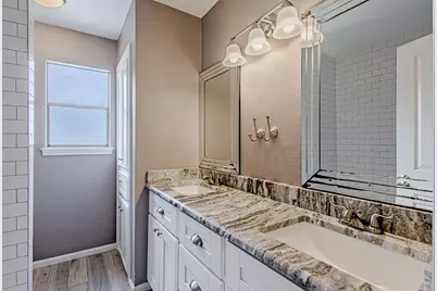 3323 Lost Hollow Drive, Houston, TX 77339 - Photo 23