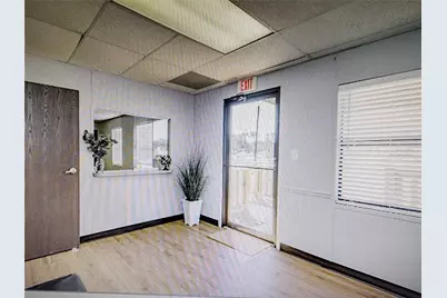 3373 E Highway 6, Alvin, TX 77511 - Photo 23