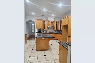 4147 Levonshire Drive, Houston, TX 77025 - Photo 11