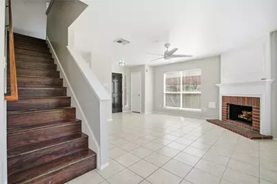 2034 Greenwest Drive, Missouri City, TX 77489 - Photo 9