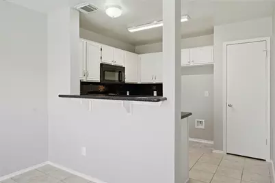 2034 Greenwest Drive, Missouri City, TX 77489 - Photo 13