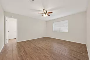 2502 Old Oak Ln, Houston, TX 77339 - Photo 7