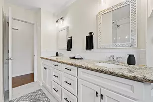 6031 McKnight St, Houston, TX 77035 - Photo 31