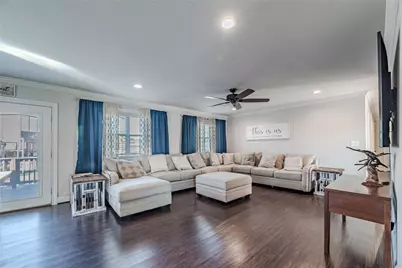 5103 Captains Drive, Dickinson, TX 77539 - Photo 3