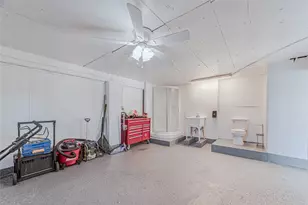 5103 Captains Dr, Dickinson, TX 77539 - Photo 35