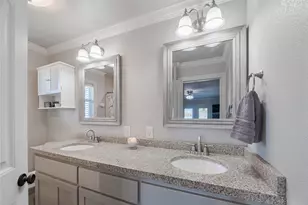 5103 Captains Dr, Dickinson, TX 77539 - Photo 25