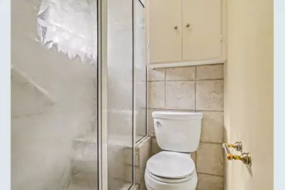 8926 Langdon Lane, Houston, TX 77036 - Photo 23