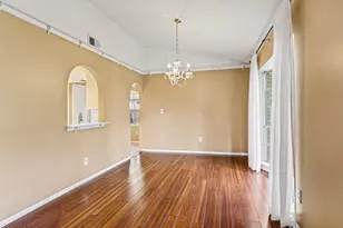 8926 Langdon Ln, Houston, TX 77036 - Photo 13