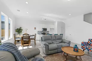 6404 Pregonero Ln, Houston, TX 77048 - Photo 7