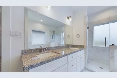 6404 Pregonero Lane, Houston, TX 77048 - Photo 11