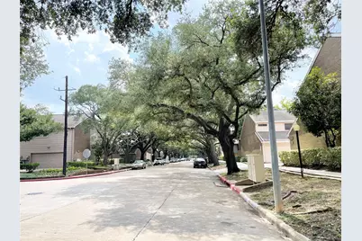 13716 Hollowgreen Drive #3704, Houston, TX 77082 - Photo 27