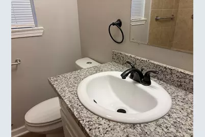 5818 Glenhurst Drive, Houston, TX 77033 - Photo 19