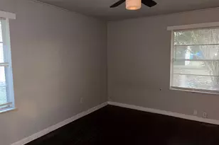 5818 Glenhurst Dr, Houston, TX 77033 - Photo 11