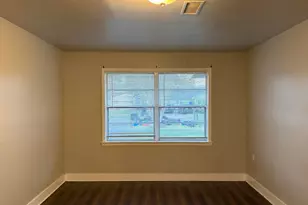 5818 Glenhurst Dr, Houston, TX 77033 - Photo 7