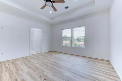 8202 Homewood Lane #E, Houston, TX 77028 - Photo 19