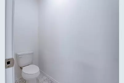 8202 Homewood Lane #E, Houston, TX 77028 - Photo 25