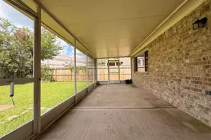 1702 Fantasy Woods Dr, Houston, TX 77094 - Photo 17