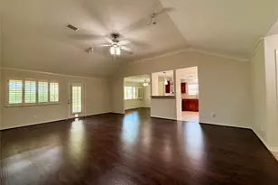1702 Fantasy Woods Dr, Houston, TX 77094 - Photo 5