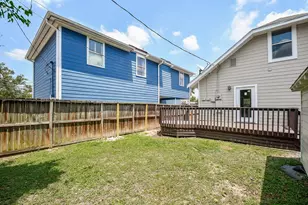 1307 Walton St, Houston, TX 77009 - Photo 29