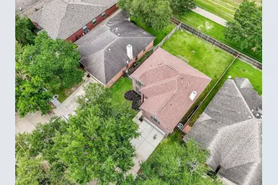 4815 Knights Branch Drive, Sugar Land, TX 77479 - Photo 3