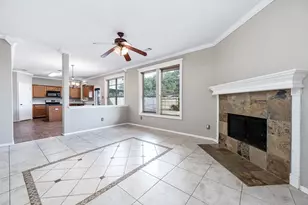 1017 Hamilton St, Alvin, TX 77511 - Photo 9