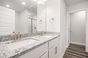 13223 Silver Egret Ln, Texas City, TX 77568 - Photo 9