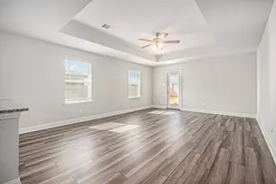 13223 Silver Egret Ln, Texas City, TX 77568 - Photo 5