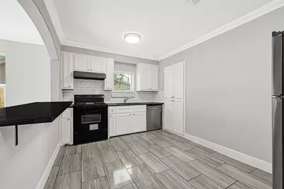2331 Delafield Street #A, Houston, TX 77023 - Photo 9