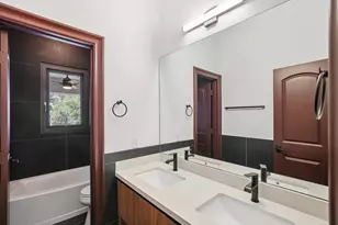 4839 Jason St, Houston, TX 77096 - Photo 33