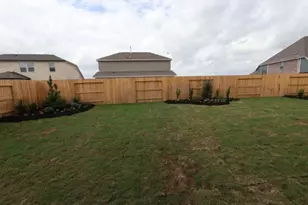 7914 Jasper Mdws Wy, Angleton, TX 77515 - Photo 31