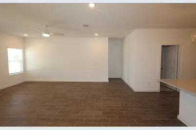 7914 Jasper Meadows Way, Angleton, TX 77515 - Photo 7