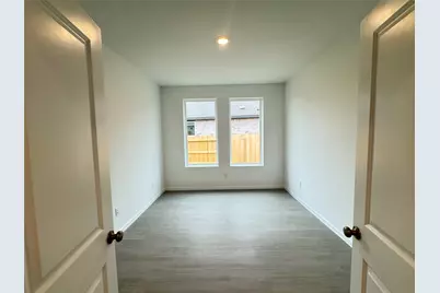 13320 Harbor Point Drive, Texas City, TX 77568 - Photo 7