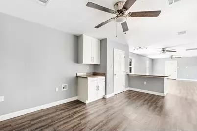 520 E Defee Avenue, Baytown, TX 77520 - Photo 13