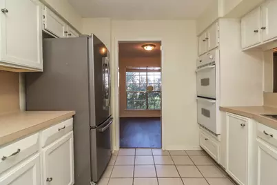 14209 Lost Meadow Lane, Houston, TX 77079 - Photo 5