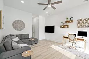 506 E Evergreen Street E, San Antonio, TX 78212 - Photo 13