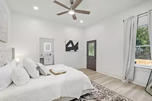 506 E Evergreen Street E, San Antonio, TX 78212 - Photo 15